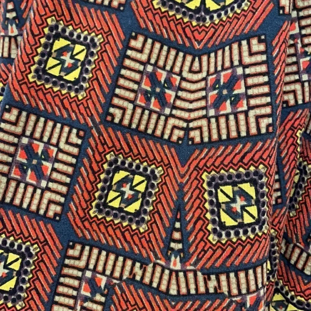 ✨LuLaRoe Madison a-line square print skirt with pockets